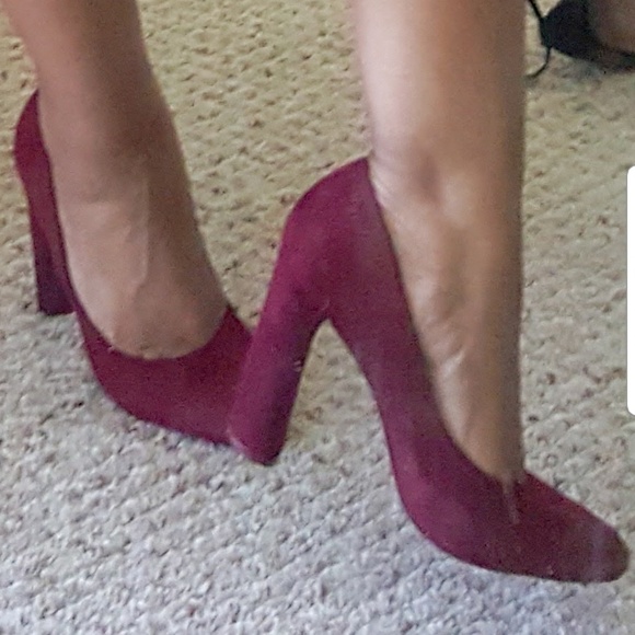 Missguided red velvet block heels size 7 - Picture 7 of 7